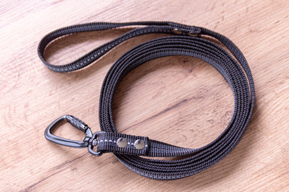 Black Reflective Non-slip Dog Leash with Twist-Lock carabiner, 20 mm