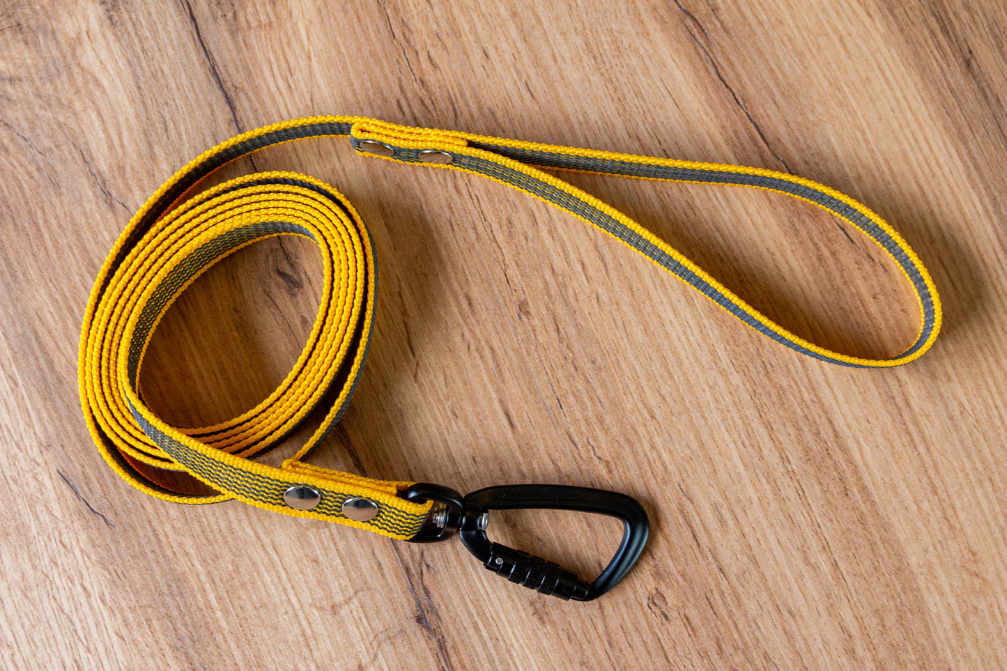 Yellow Non-slip Dog Leash with Twist-Lock carabiner, 20 mm